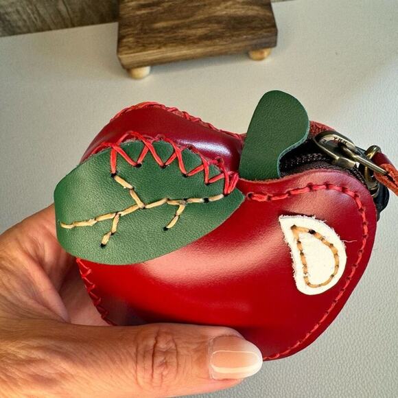 Genuine Leather Pouch Red Apple Coin Purse Leather Wallet Bag Charm Key Chain - Picture 5 of 7